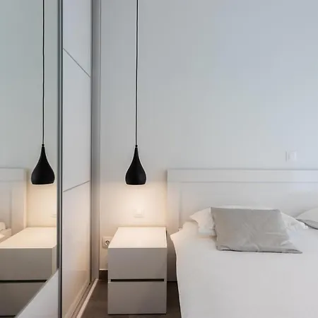 New Modern Apartment 