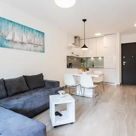 New Modern Apartment 