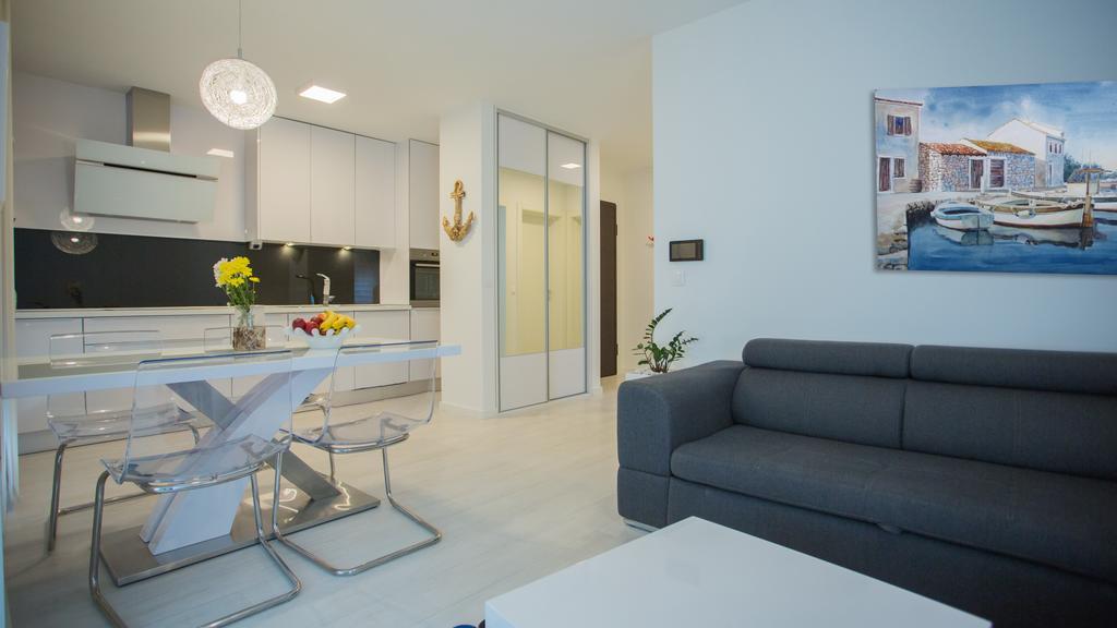 New Modern 